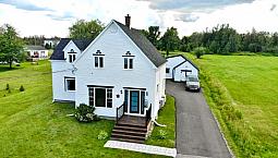 Beautiful Renovated Home!