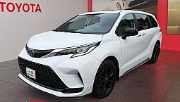 2024 Toyota Sienna Xse