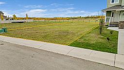 4009 & 4011 41 B Avenue Drayton Valley, Alberta