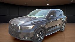2023 Volvo Xc40 B4 Core Clean Carfax, Low Kms, Leather, Call...