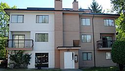 $2,600 / 3Br - Sun Creek 7121-133B St - 3 Bedroom (Surrey, Bc)