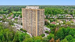 $299,900 - Condominium For Sale In Gatineau (Hull)