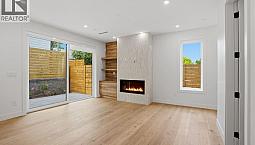 2 2438 E 20Th Avenue Vancouver, British Columbia