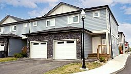 Pet-Friendly Three Bedroom 2.5 Bath With In-Suite Laundry For Re