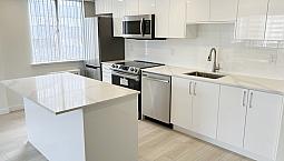 Apartment For Rent At 855 Jervis, West End Vancouver
