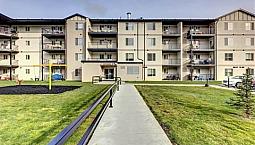 Westgrove Manor - Incredible 3 Bedroom Apartment Apartment For R