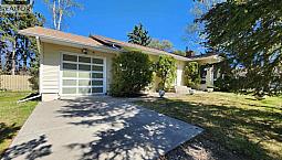 1591 Cedar Street Prince George, British Columbia