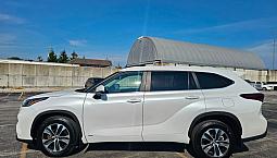 2025 Toyota Highlander Hybrid Xle Xle Hybrid