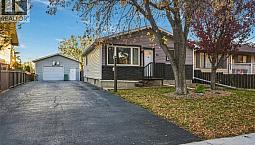 98 Magee Crescent Regina, Saskatchewan