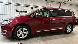 2017 Chrysler Pacifica L Tourning Plus *accident Free* *safetied