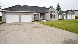 New Listing!! 128 Bowater Ext
