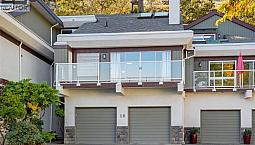 16 1063 Valewood Trail Saanich, British Columbia