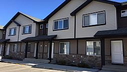 2 Bedroom + Den Townhouse In Evergreen