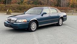 2003 Linclon Town Car
