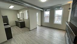181 Balmoral - 2 Br - Available For Immediate Possession!