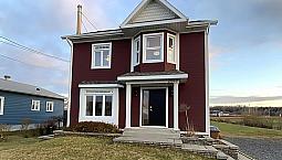 409 900$ - Maison 2 Étages À Vendre À Matane