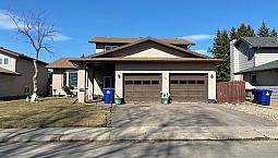 3 Bedroom Plus Office Basement Suite In Wildwood For Rent