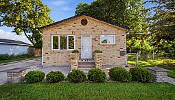 Affordable Selkirk 3 Bedroom!