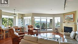 301 5780 Trail Avenue Sechelt, British Columbia