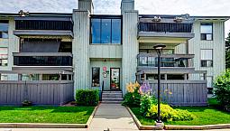 Huge Price Drop! Charming 2 Bed Braeside Condo For Sale!