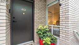 4101 33 Chesterfield Place North Vancouver, British Columbia