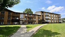 Laurier Manor 2 Bed + 1 Bath W/ Balcony Fort Saskatchewan