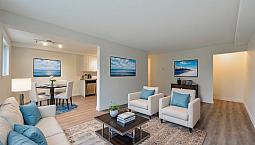 Sandstone Pointe - 2 Bedroom + Den Apartment For Rent