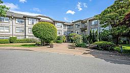 116 14885 105 Avenue Surrey, British Columbia