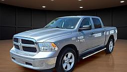 2023 Ram 1500 Classic Slt Clean Carfax, 4x4, Hemi, Call Now!!