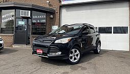 2014 Ford Escape Awd-Fully Loaded-Pano Sunroof-Navi *Certified*