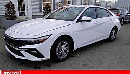 2022 Hyundai Elantra Preferred