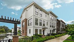 6 2774 Montrose Avenue Abbotsford, British Columbia