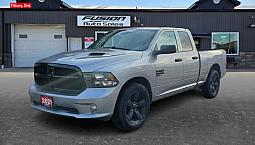 2021 Ram 1500 Classic Express 4X4-Back Up Camera-Bluetooth-Touch