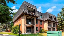 Affordable Varsity Condo Offering Immediate Possession!
