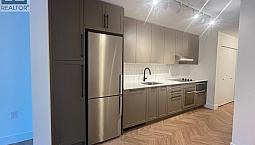 4Xx 9228 Slopes Mews Burnaby, British Columbia