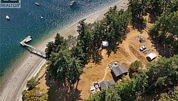 774&776 Steward Dr Mayne Island, British Columbia