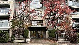409 9319 University Crescent Burnaby, British Columbia