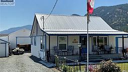 324 Hartland Avenue Midway, British Columbia