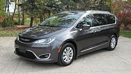 2019 Chrysler Pacifica Touring-l Van