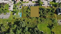 40 000$ - Terrain Commercial À Vendre À East Angus