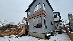 Alberta Ave 3 Bed 2.5 Bath Main For Rent Edmonton