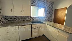 Bright & Spacious 4-Bedroom Home With Den – Great Location!