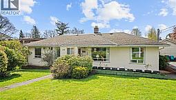 625 Broadway St Saanich, British Columbia