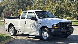 2006 Ford F-250 Super Duty Xl Extended Cab Pickup With Power Lif
