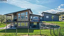 5604 Rodeo Drive Kamloops, British Columbia