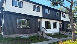 3 Bed 2.5 Bath Townhouse - Alberta Avenue