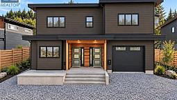 535 Gibson St Tofino, British Columbia