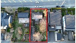 14068 North Bluff Road White Rock, British Columbia