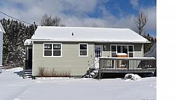 Bungalow In Family Neighborhood-Quick Closing