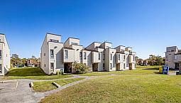 1 Bedroom Apartment For Rent - 3528-3532, 3550 & 3590 Downpatric
